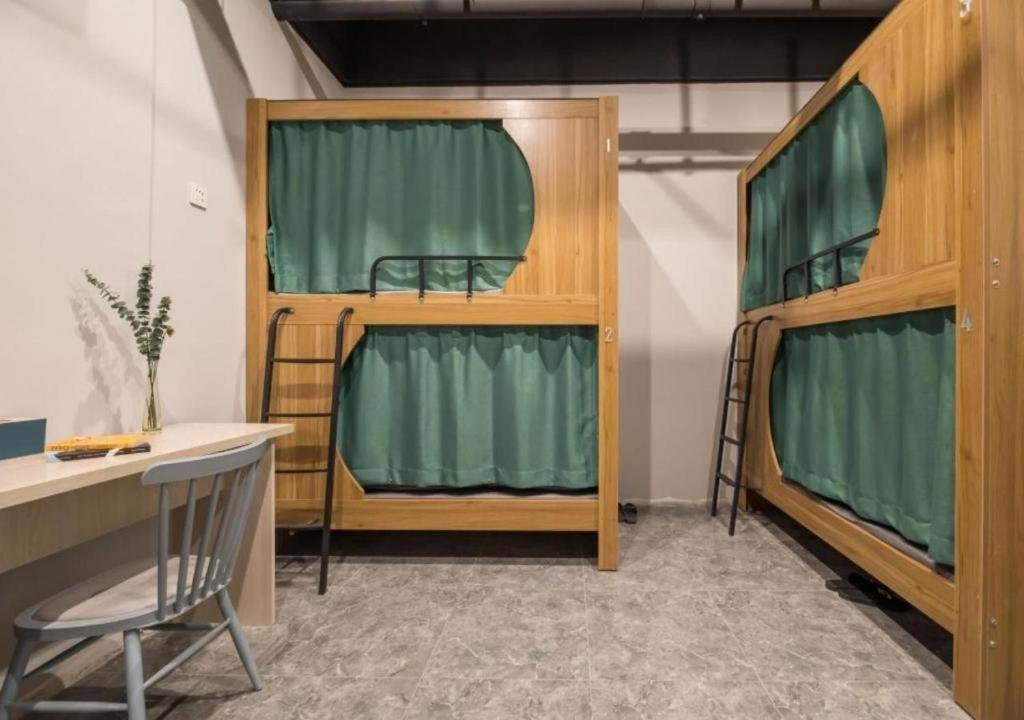 Pu Chun International Hostel -Yugarden & Old Town Shanghai Extérieur photo